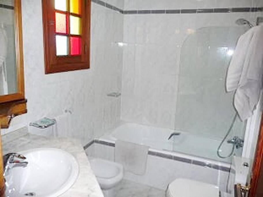 *****villa De Mon Max. 8 Personen, Meerblick + Pool Villa